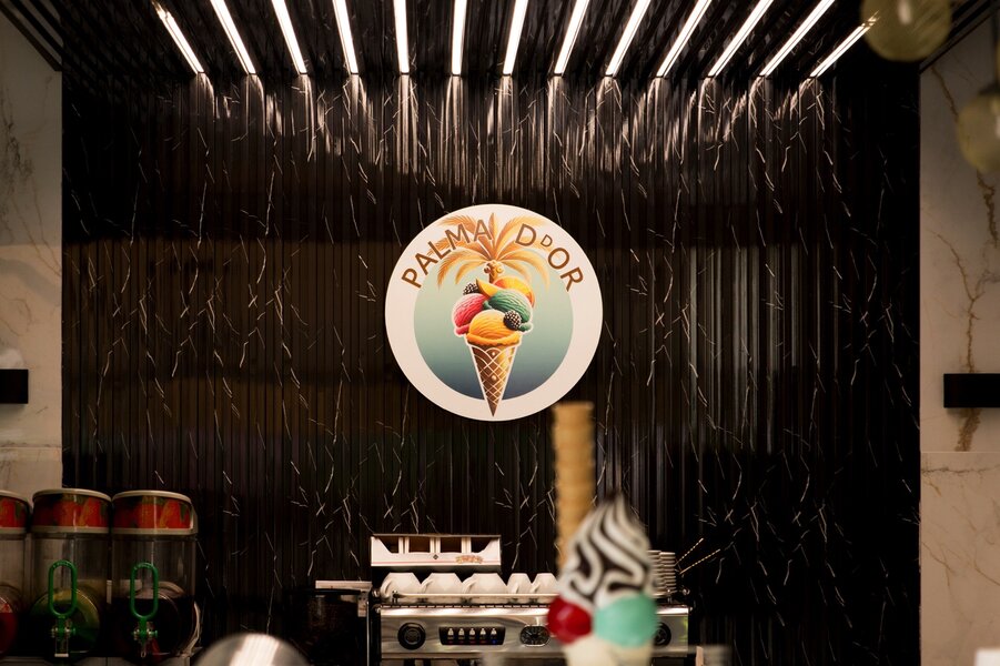 Palmador Ice Cream Gallery preview 4